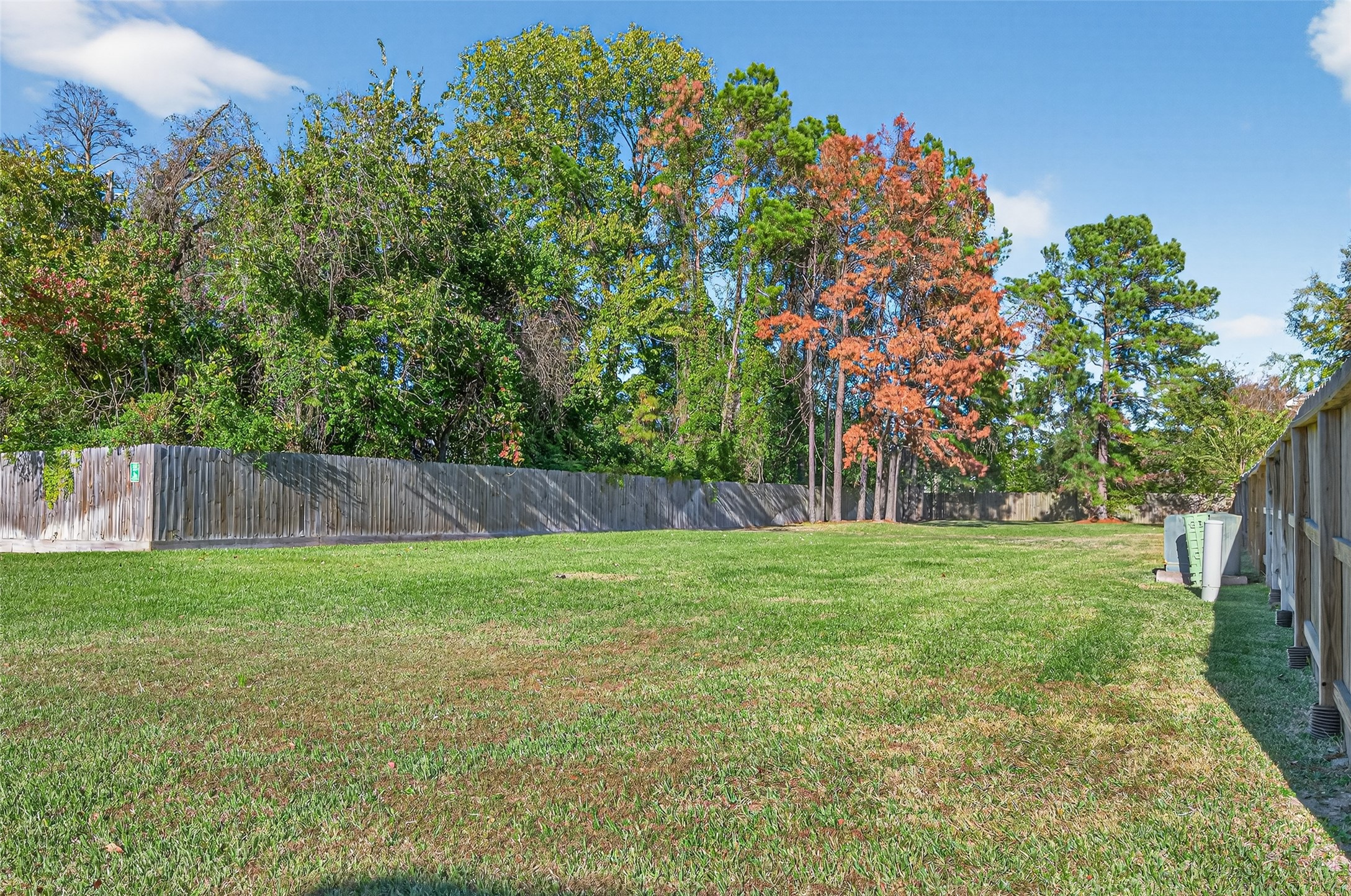 2910 Crescent Bend Road Spring, TX 77388 - Photo 31 of 35 a view of a yard with a tree