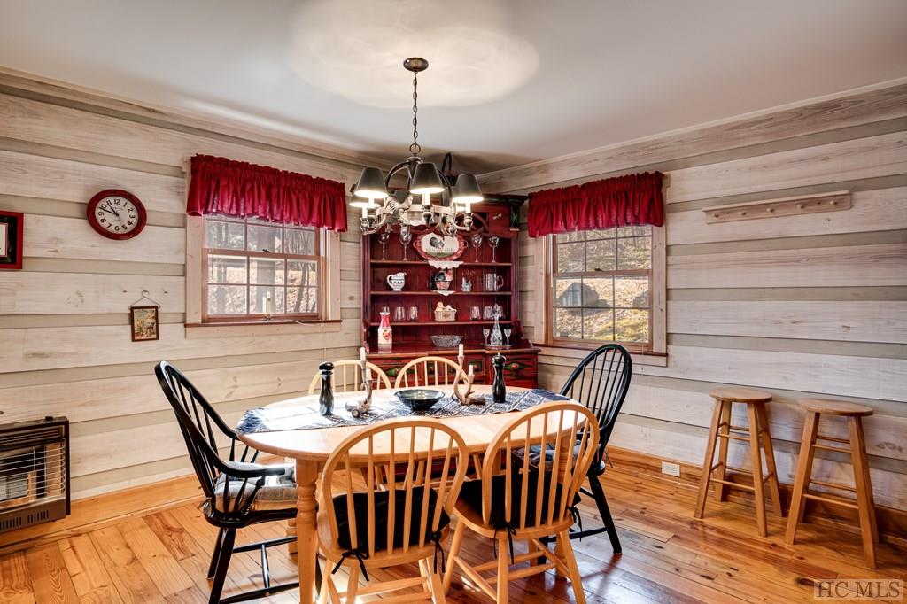 7390 Wayah Road Franklin, NC 28734 - Photo 3 of 66 Gallery Image 3
