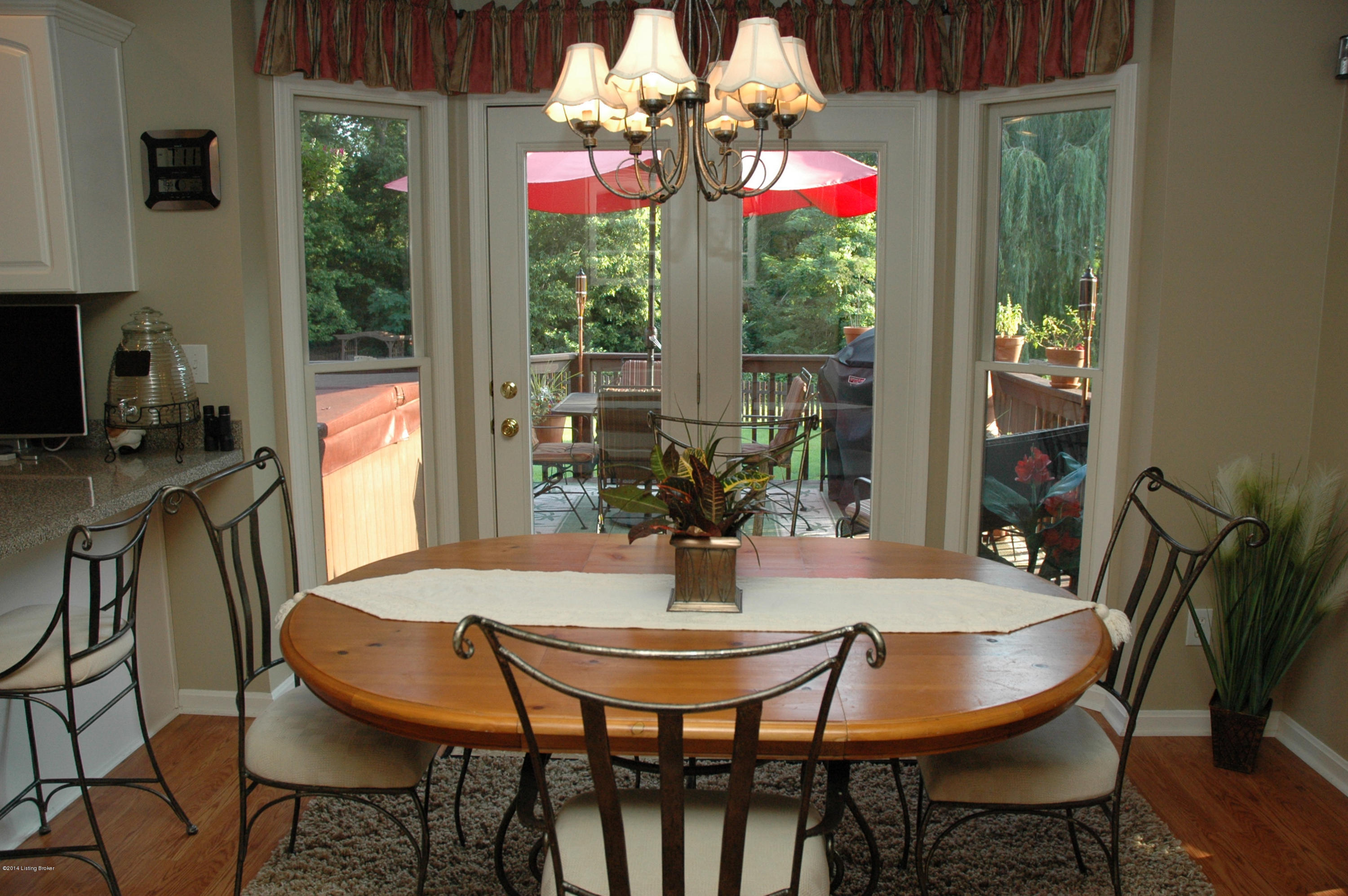 14016 Spring Mill Road Louisville, KY 40245 - Photo 15 of 39 Bay-windowed Eating Area