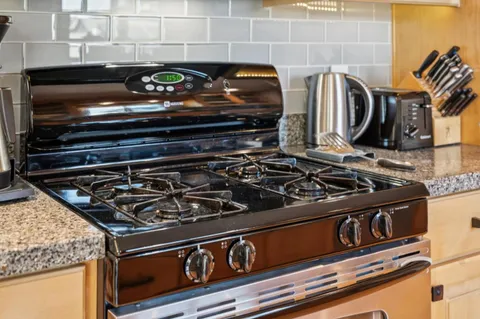 $925,000 | 217 Edinburgh Avenue, Monterey, CA 93940