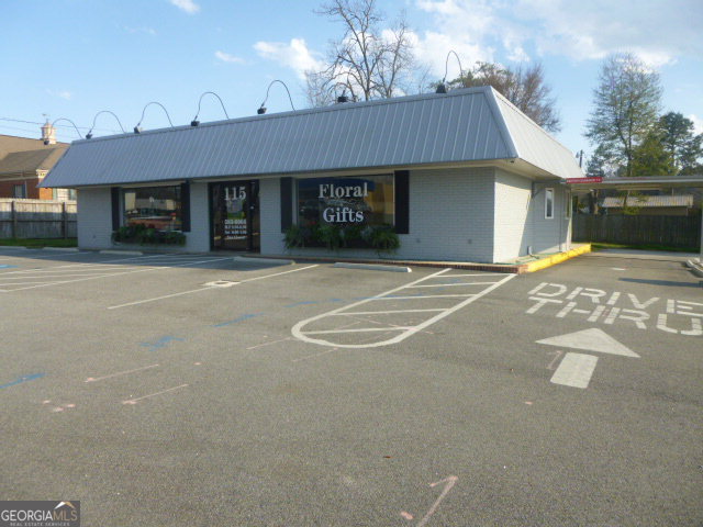 115 Spring Street, Unit 1 Mount Vernon, GA 30445 - Photo 1 of 1 Main View