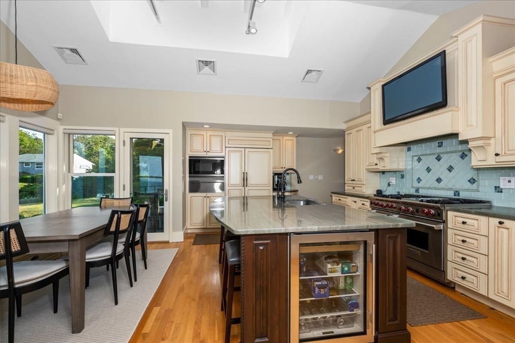 88 Sagamore Road Bourne, MA 02562 - Photo 7 of 42