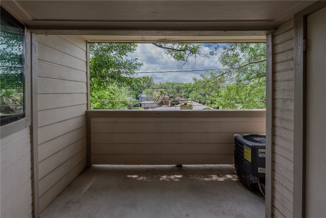 2500 Burleson Road, Unit 614 Austin, TX 78741 - Photo 17 of 20 a view of a small space
