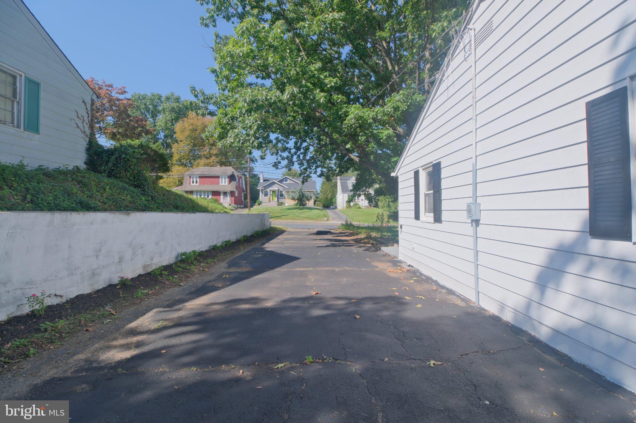 1468 Pennington Road Trenton, NJ 08618 - Photo 34 of 53 Gallery Image 34