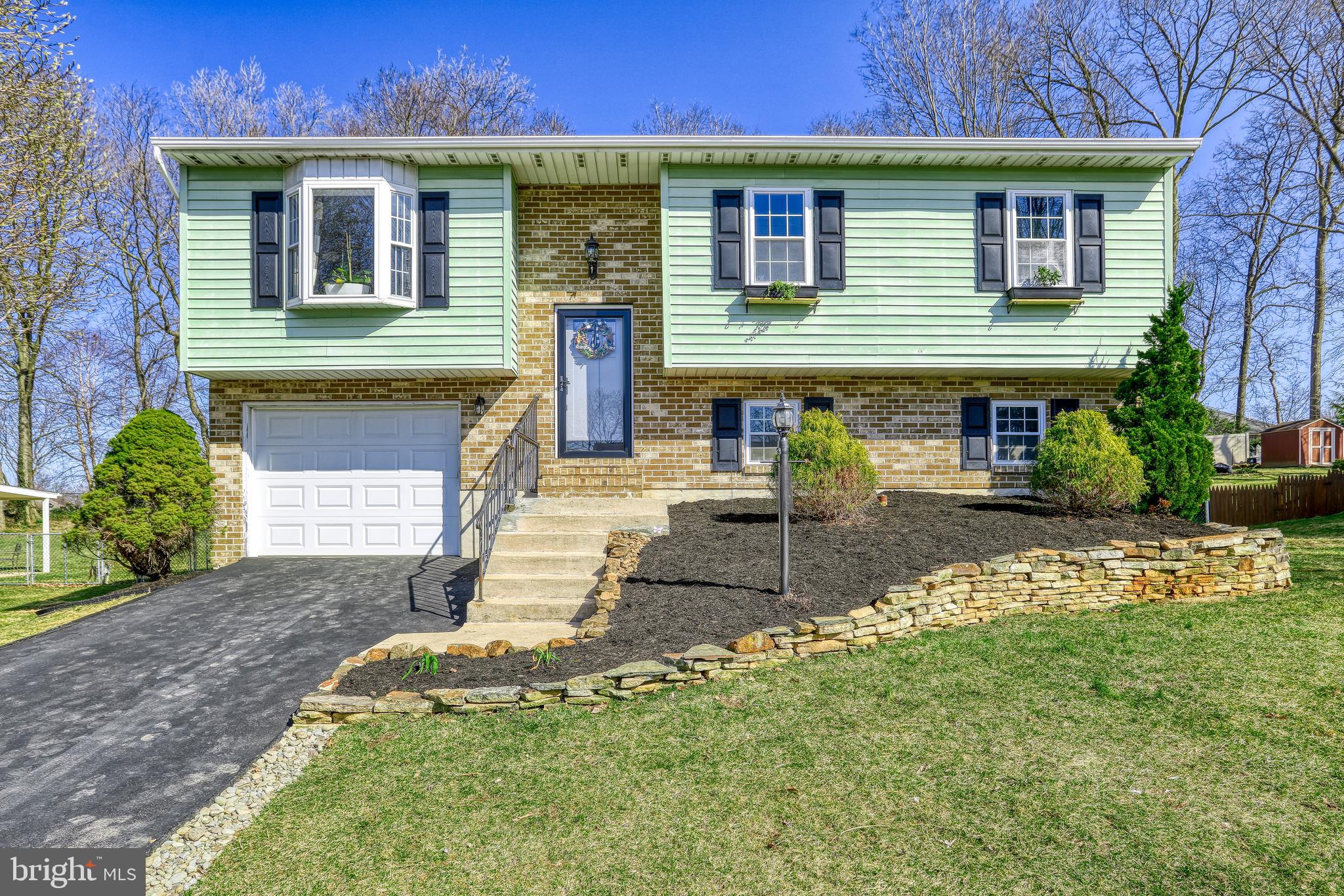 3650 Harrowgate Road York, PA 17402 - Photo 3 of 52 Gallery Image 3