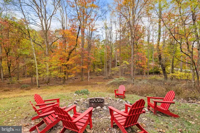 $345,000 | 278 Black Hawk Lane, Hedgesville, WV 25427