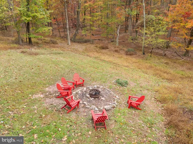 $345,000 | 278 Black Hawk Lane, Hedgesville, WV 25427