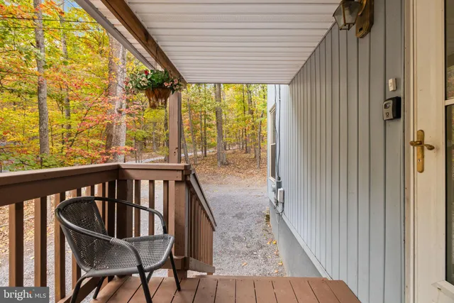 $345,000 | 278 Black Hawk Lane, Hedgesville, WV 25427