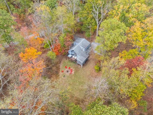 $345,000 | 278 Black Hawk Lane, Hedgesville, WV 25427