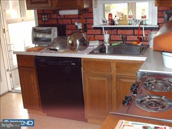 11 Ewingville Road Ewing, NJ 08638 - Photo 3 of 6