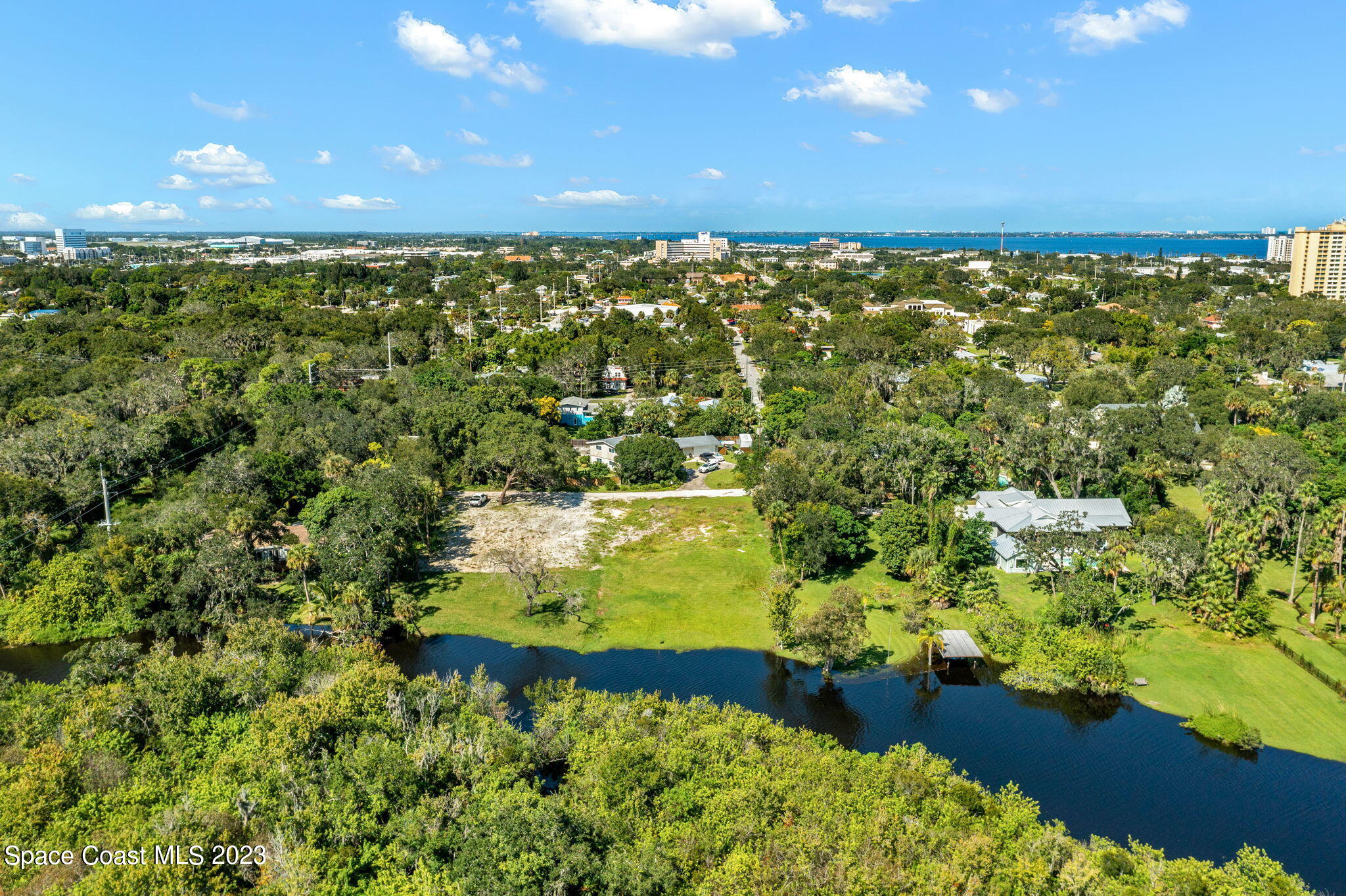 409 Roxy Avenue Melbourne, FL 32901 - Photo 14 of 31 a view of a city
