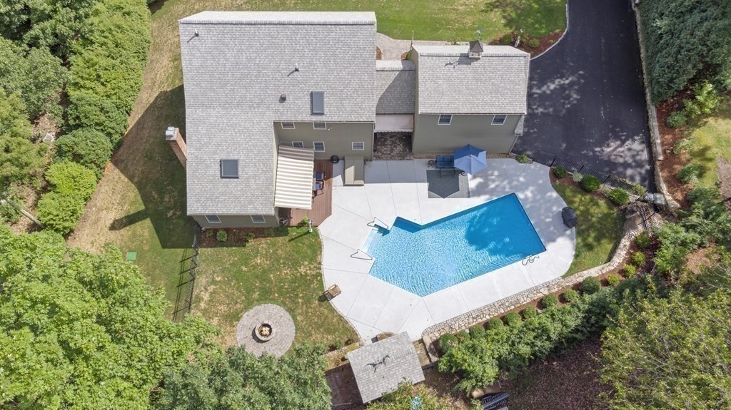 522 Stow Road Marlborough, MA 01752 - Photo 1 of 41 Gallery Image 1
