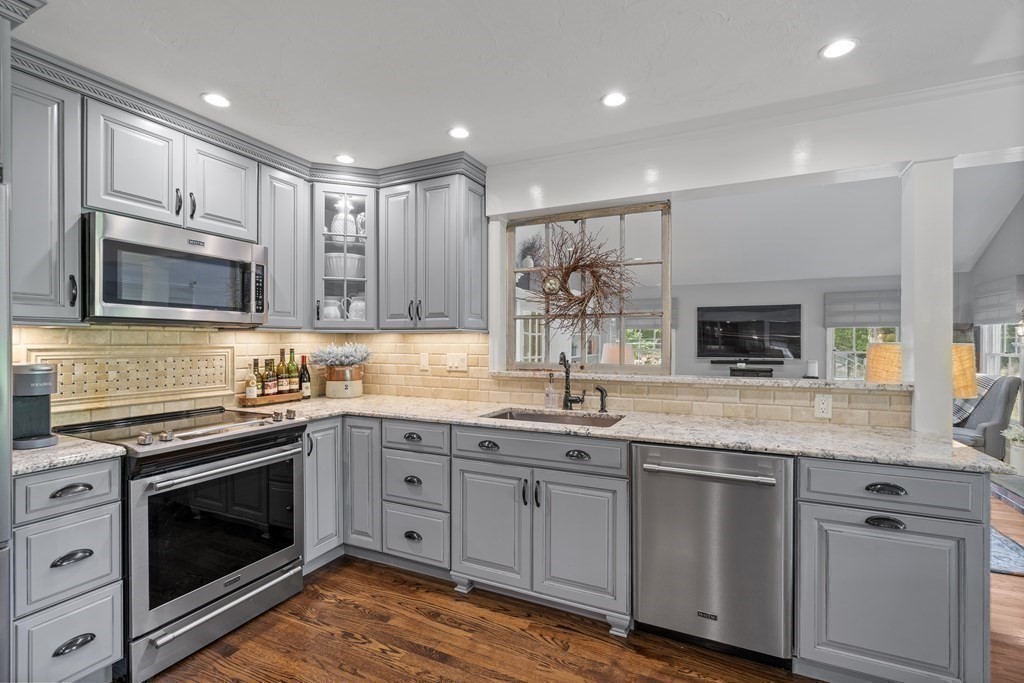 522 Stow Road Marlborough, MA 01752 - Photo 17 of 41 Gallery Image 17