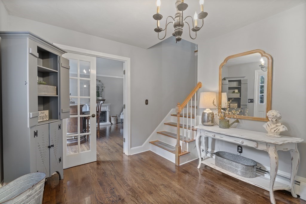 522 Stow Road Marlborough, MA 01752 - Photo 3 of 41 Gallery Image 3