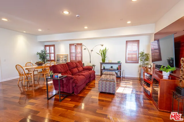 $2,599,000 | 10943 Barman Avenue, Culver City, CA 90230