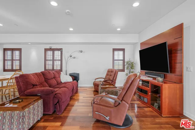 $2,599,000 | 10943 Barman Avenue, Culver City, CA 90230
