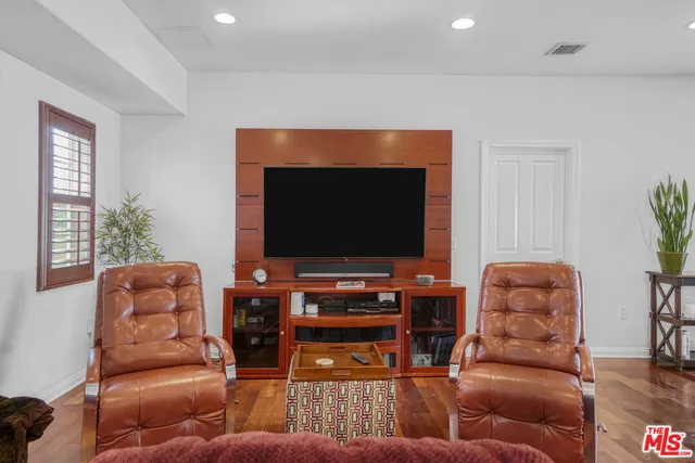 $2,599,000 | 10943 Barman Avenue, Culver City, CA 90230