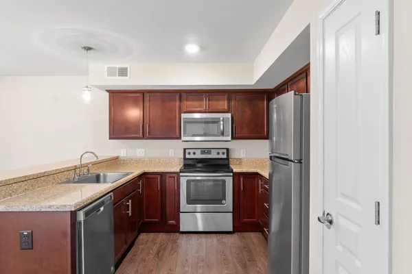 $1,350 | 1552 Tylertown Road, Unit 203, Clarksville, TN 37040