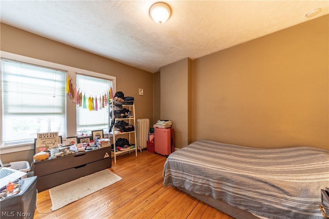 4476 Rainbow Road Cleveland, OH 44121 - Photo 16 of 33 2 of 3 bedrooms - Unit 1