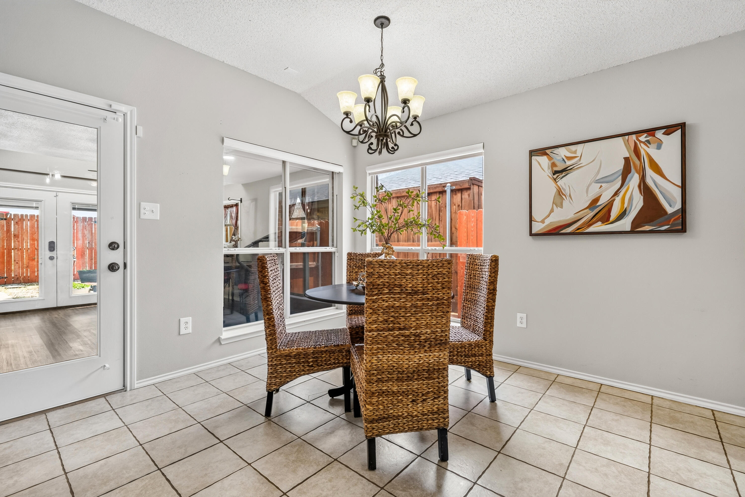 6217 18th Street Lubbock, TX 79416 - Photo 6 of 25 DSC01011