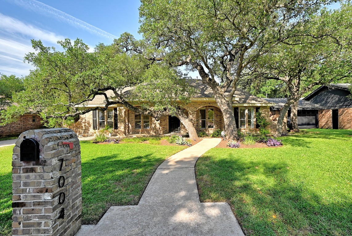 7004 Bent Oak Circle Austin, TX 78749 - Photo 1 of 1