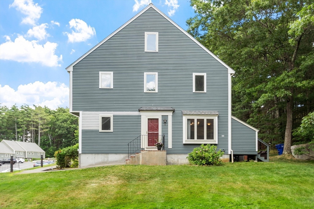 24 Deer Path, Unit 6 Maynard, MA 01754 - Photo 4 of 39