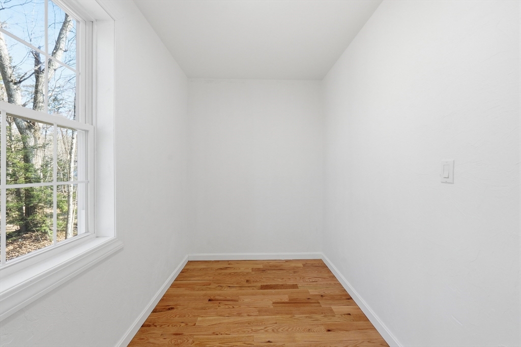 39 Hiland Road Charlton, MA 01507 - Photo 20 of 31