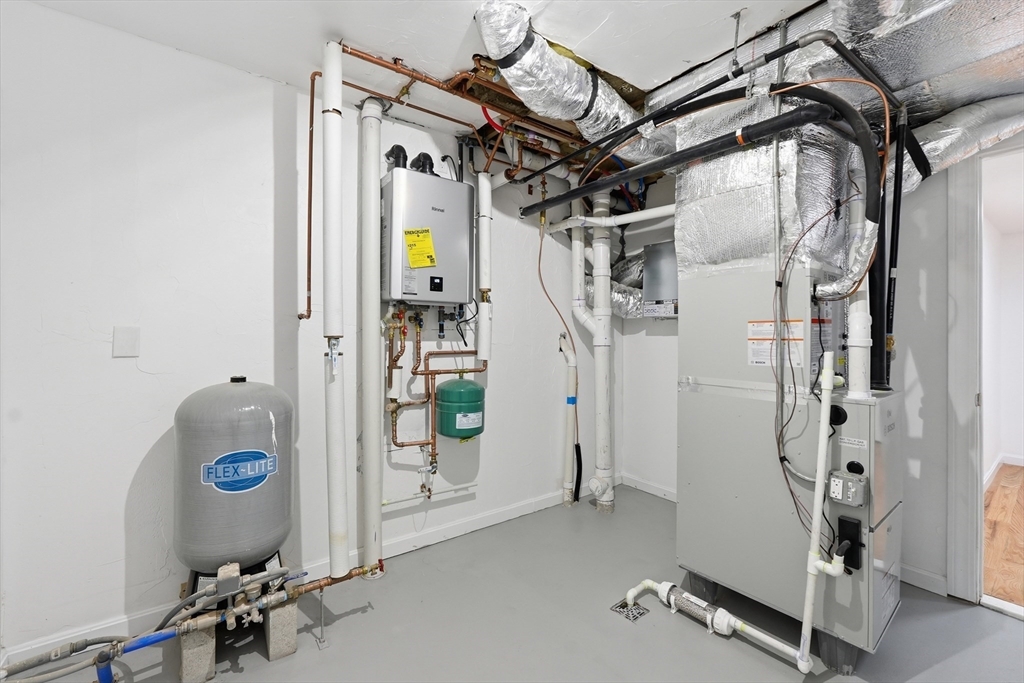 39 Hiland Road Charlton, MA 01507 - Photo 27 of 31