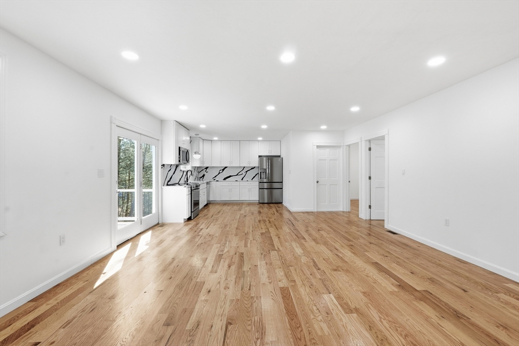 39 Hiland Road Charlton, MA 01507 - Photo 5 of 31