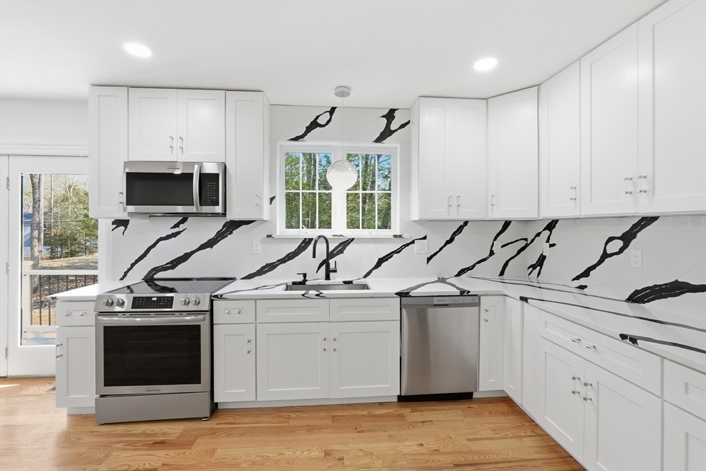 39 Hiland Road Charlton, MA 01507 - Photo 7 of 31