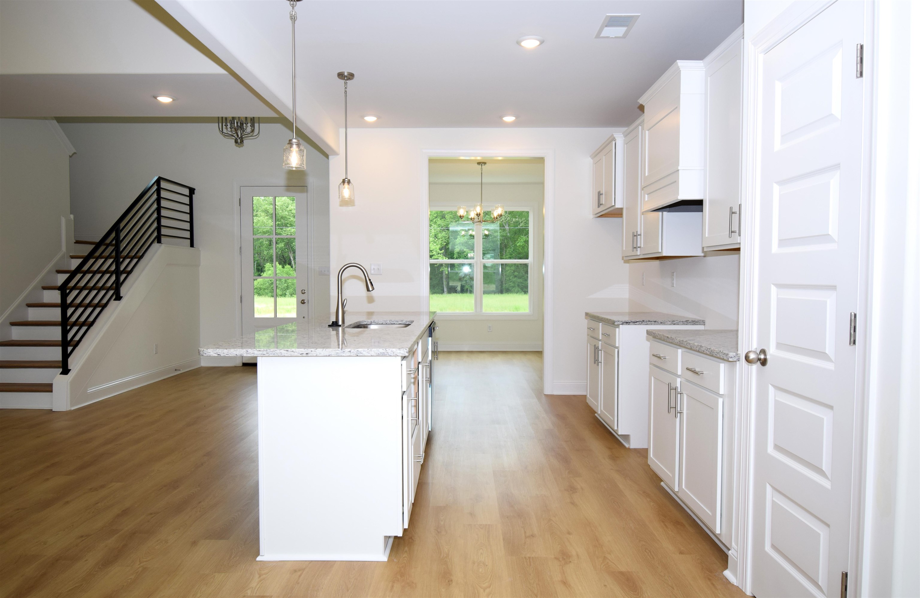 390 Centerline Roper Loop Byhalia, MS 38611 - Photo 6 of 25