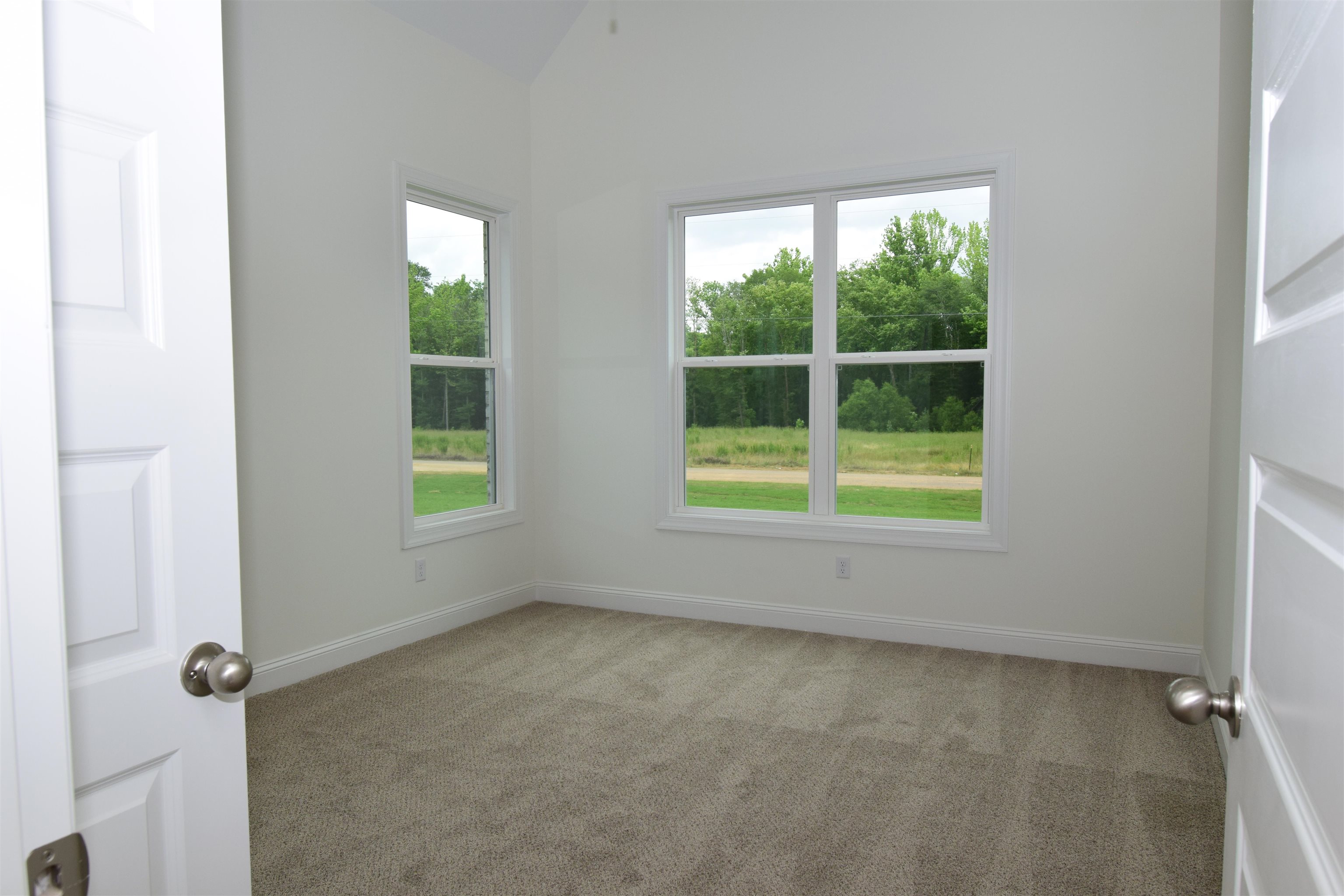 390 Centerline Roper Loop Byhalia, MS 38611 - Photo 9 of 25