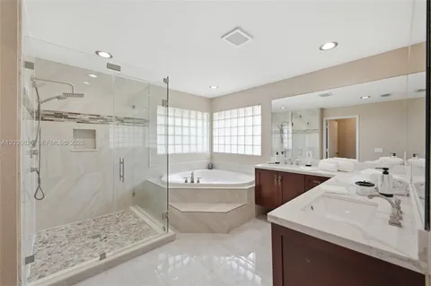 $899,999 | 18000 Northwest 16th Street, Pembroke Pines, FL 33029