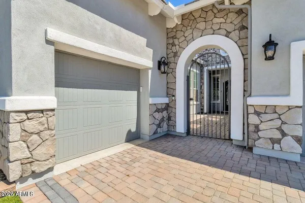 a view of entryway with a front door