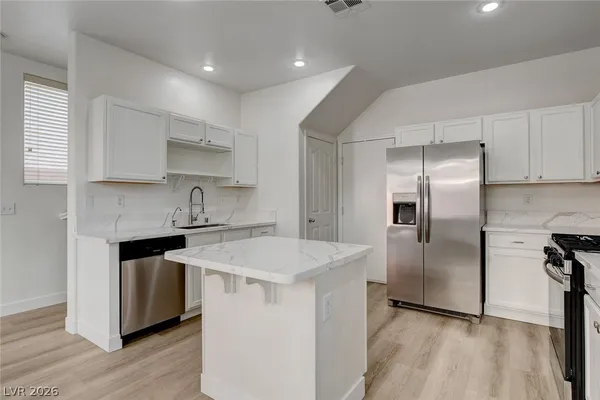 $2,095 | 8912 Nautilus Vista Court, Las Vegas, NV 89149