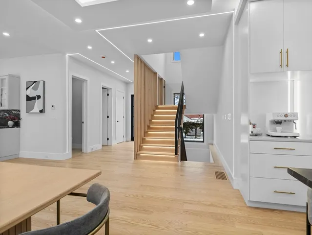 $1,998,000 | 445 Hillside Avenue, Unit 445, Needham, MA 02494