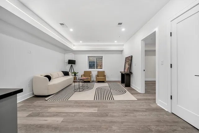 $1,998,000 | 445 Hillside Avenue, Unit 445, Needham, MA 02494