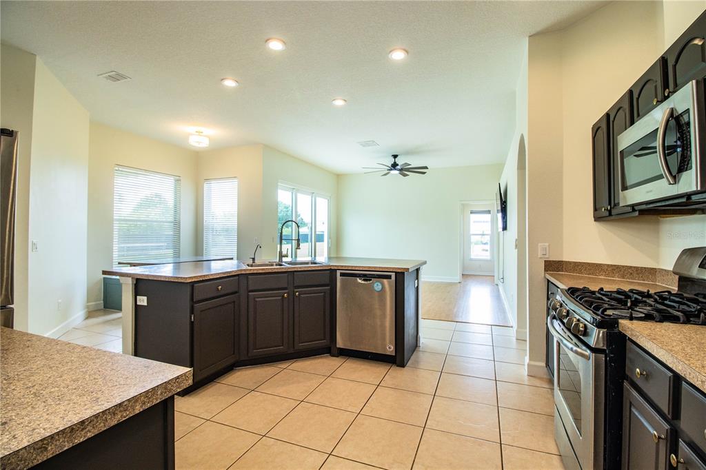3730 Ralston Road Plant City, FL 33566 - Photo 11 of 45 Gallery Image 11