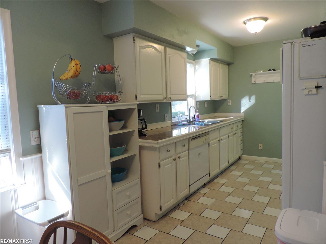 2125 West 14 Mile Road Royal Oak, MI 48073 - Photo 7 of 21