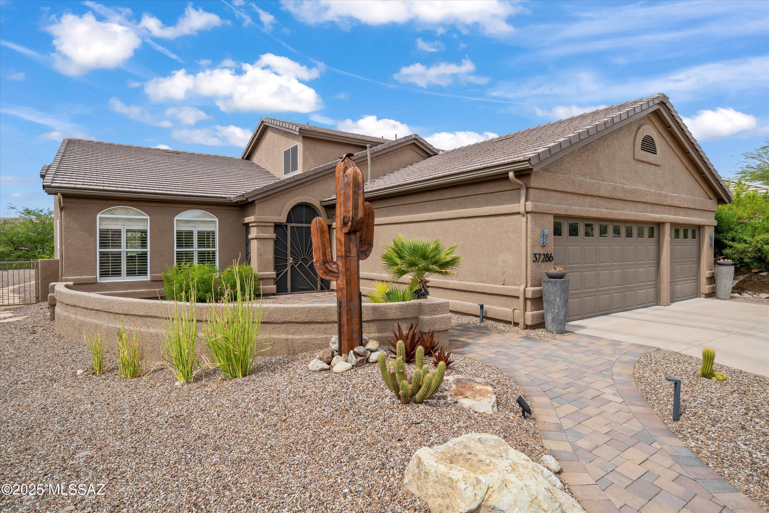 37286 South Copper Ridge Court Tucson, AZ 85739 - Photo 1 of 49