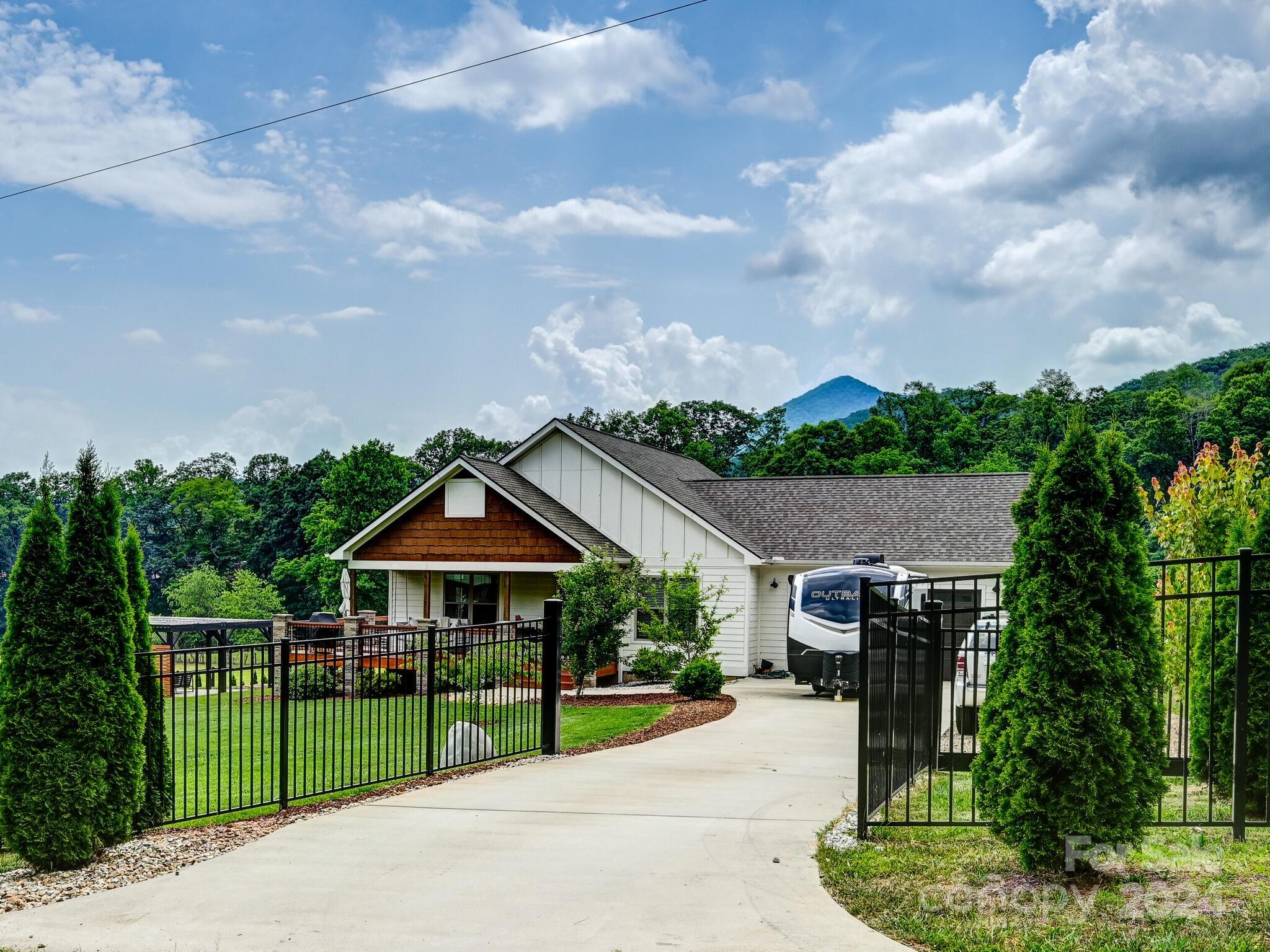 309 Hookers Gap Road Candler, NC 28715 - Photo 33 of 33 Gallery Image 33