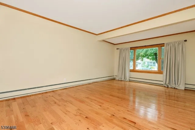 $3,000 | 32 Washburn Place, Unit 1, Caldwell, NJ 07006