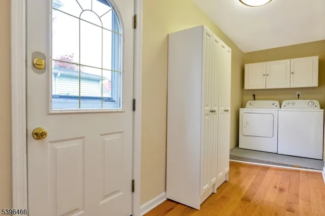 $3,000 | 32 Washburn Place, Unit 1, Caldwell, NJ 07006