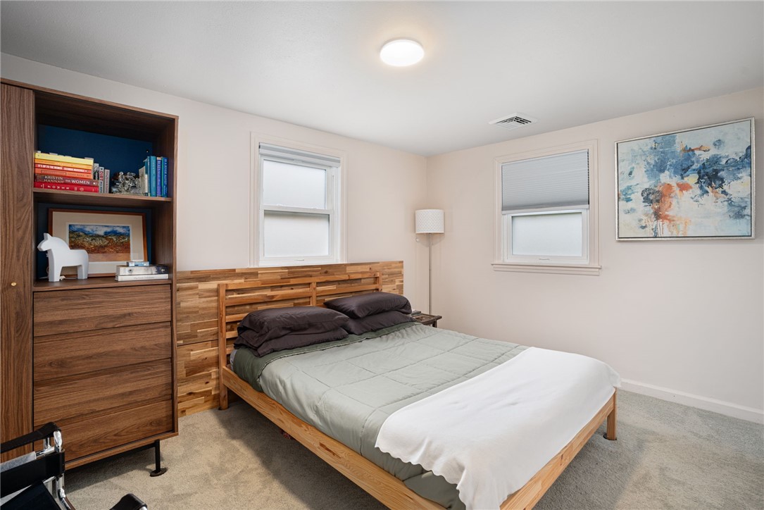 628 County Road Barrington, RI 02806 - Photo 19 of 40