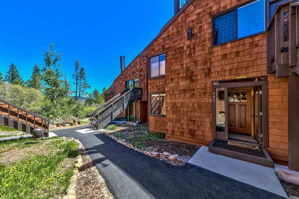 $399,000 | 11639 Snowpeak Way, Unit 505, Truckee, CA 96161