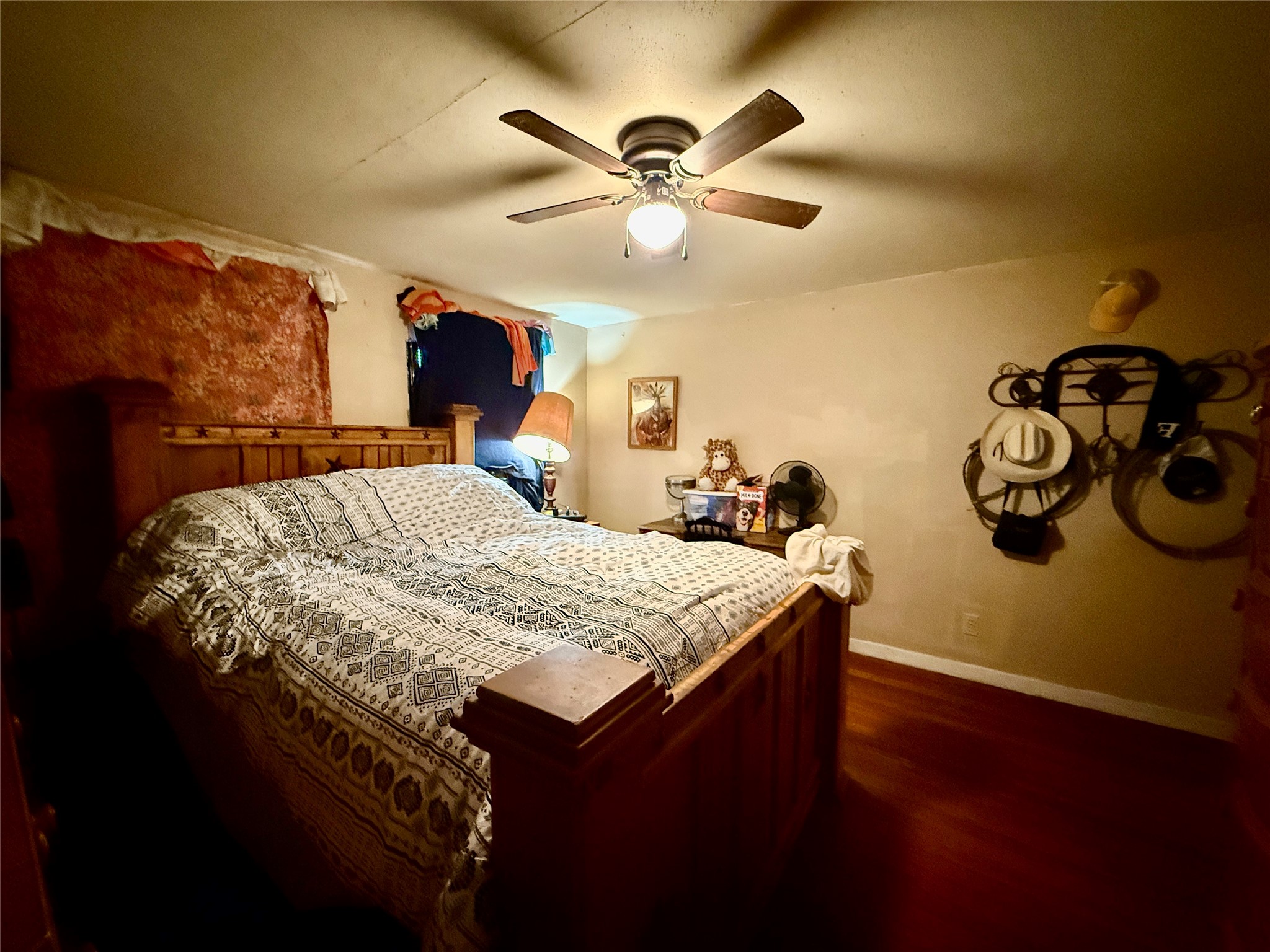 2527 Bastrop Street Angleton, TX 77515 - Photo 12 of 28 Bedroom 1