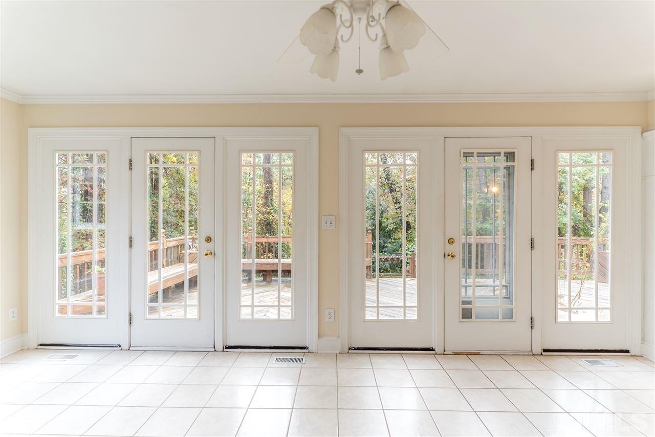 6900 Fernhill Lane Raleigh, NC 27612 - Photo 11 of 25