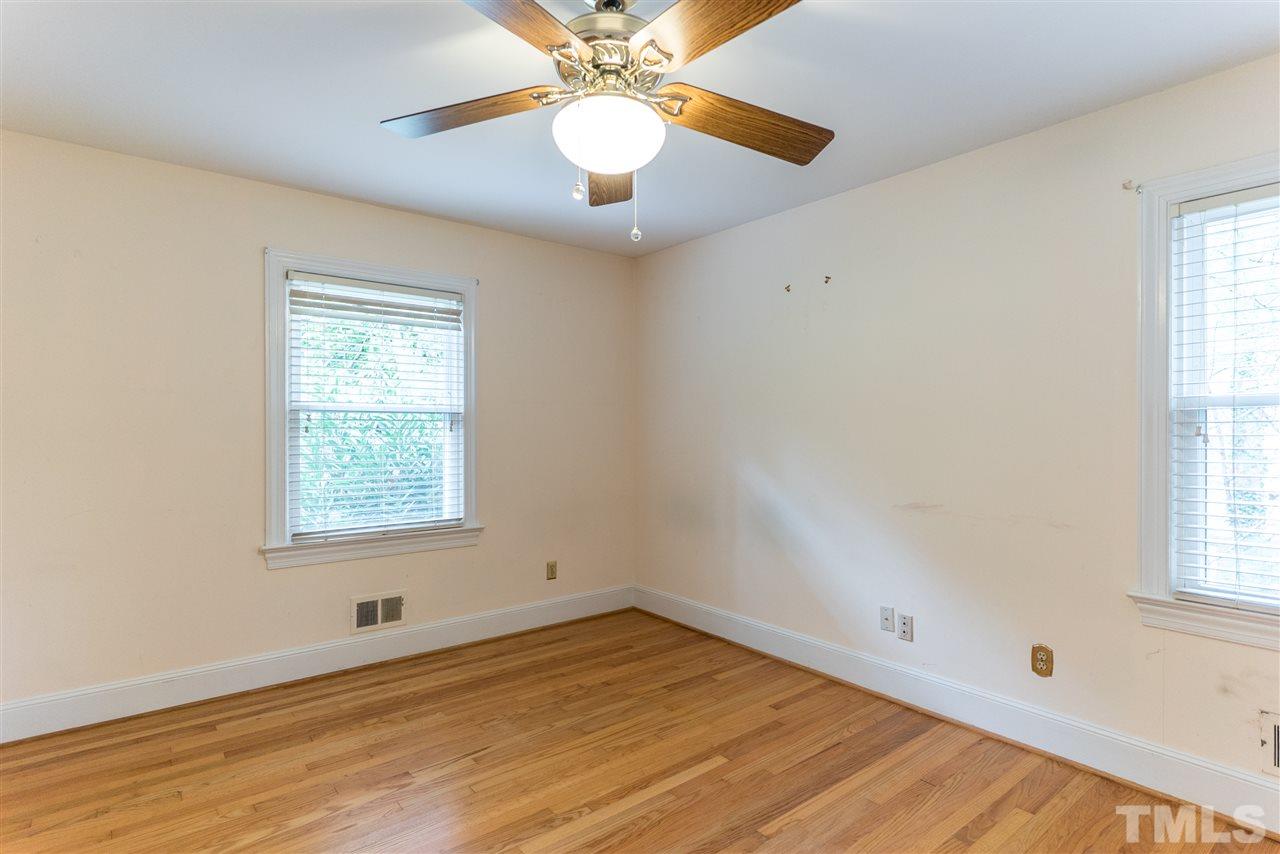 6900 Fernhill Lane Raleigh, NC 27612 - Photo 19 of 25