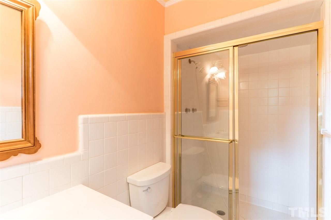 6900 Fernhill Lane Raleigh, NC 27612 - Photo 20 of 25