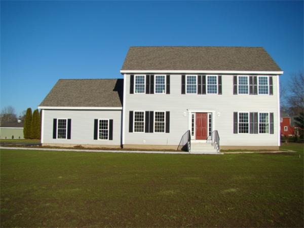 5 Rivulet Street Uxbridge, MA 01569 - Photo 1 of 30 Gallery Image 1